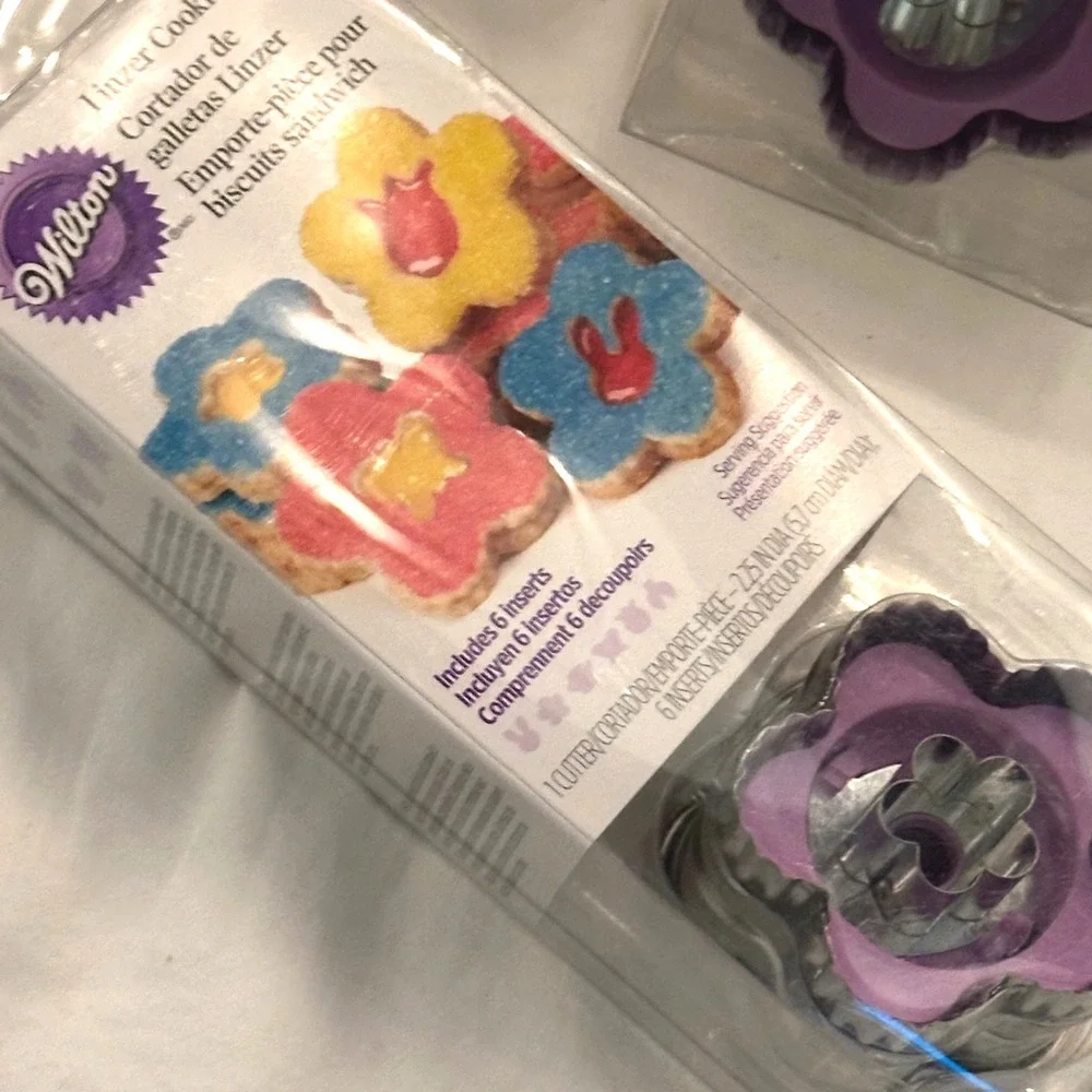 Wilton Cookie Cutter Set Multicolor New Butterfly Flower Linzer Sandwich 4pc
